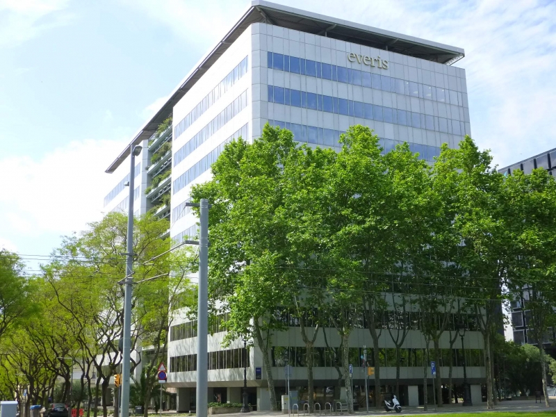 3 Barcelona_-_Edificio_Herón_Plaza_3 (Av._Diagonal_605)_(3).jpg